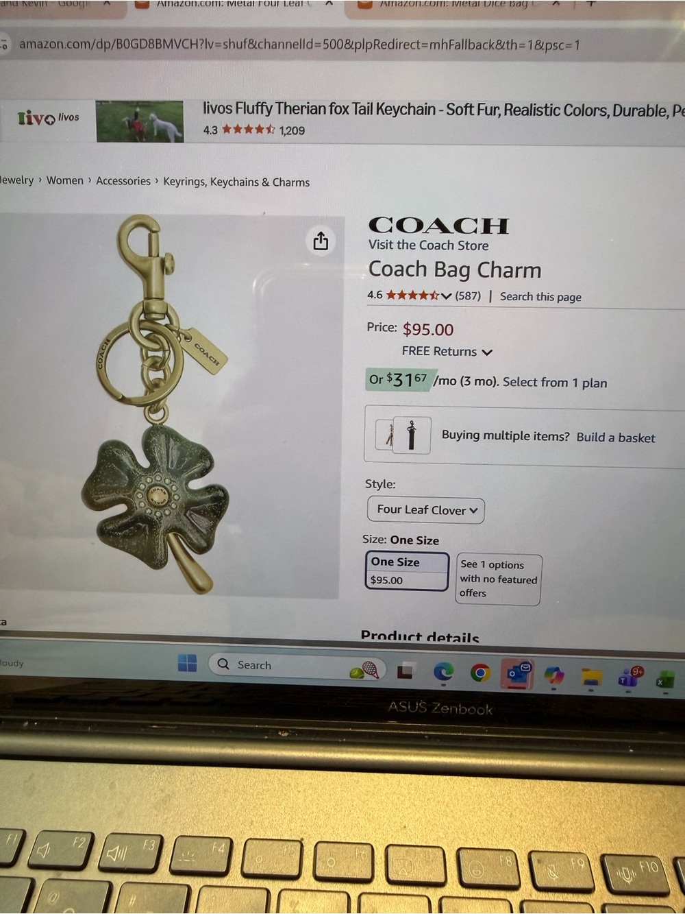Coach Bag Charm - Rare Green Glitter Clover Key Charm with Gold Hardware - Picture 2 of 2